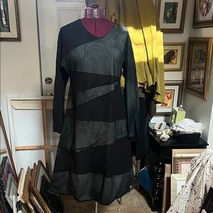 Cynthia Ashby  Black and Gray Dress small lagenlook color block nwt